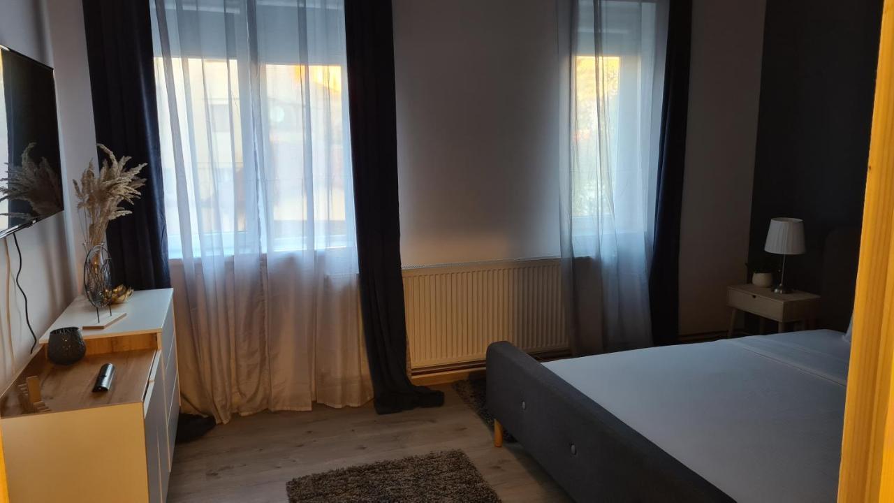 Bulevard Apartments Satu Mare Buitenkant foto