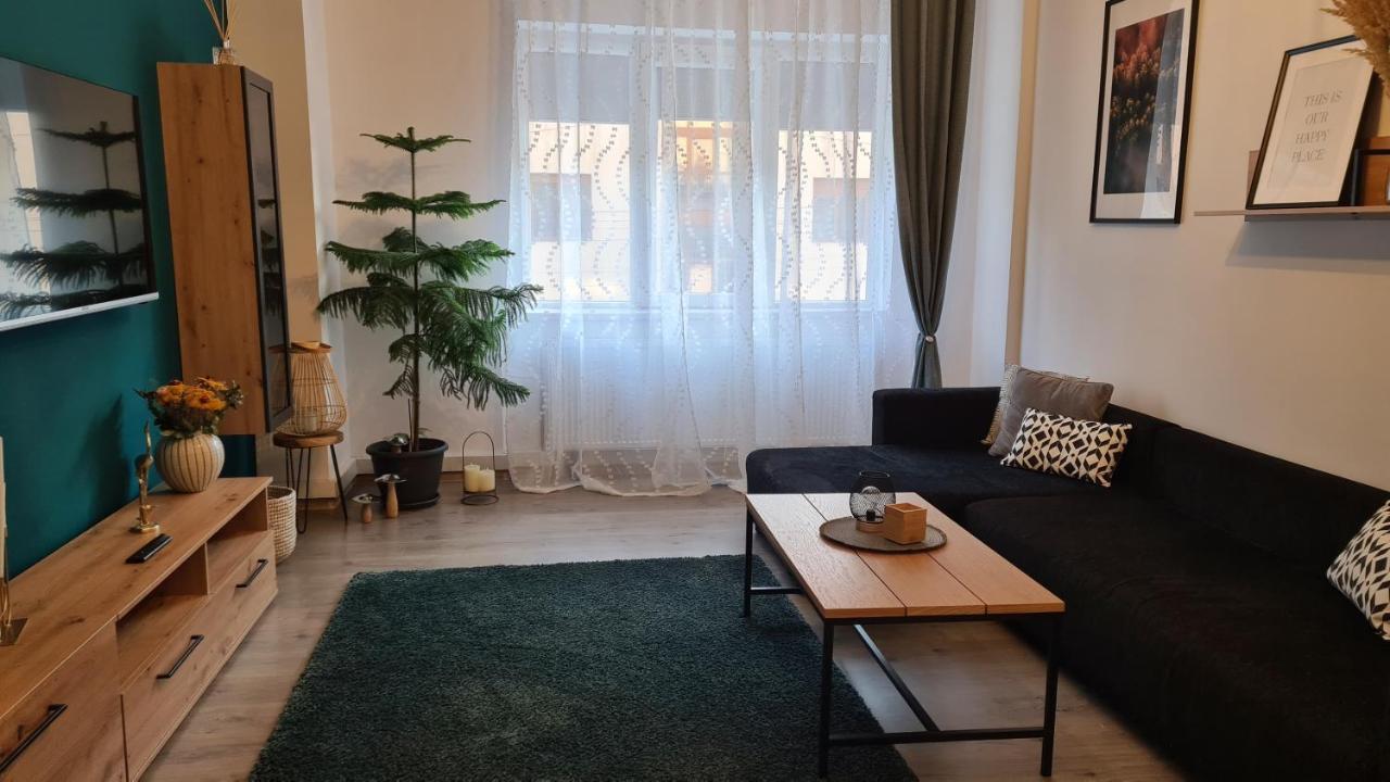 Bulevard Apartments Satu Mare Buitenkant foto